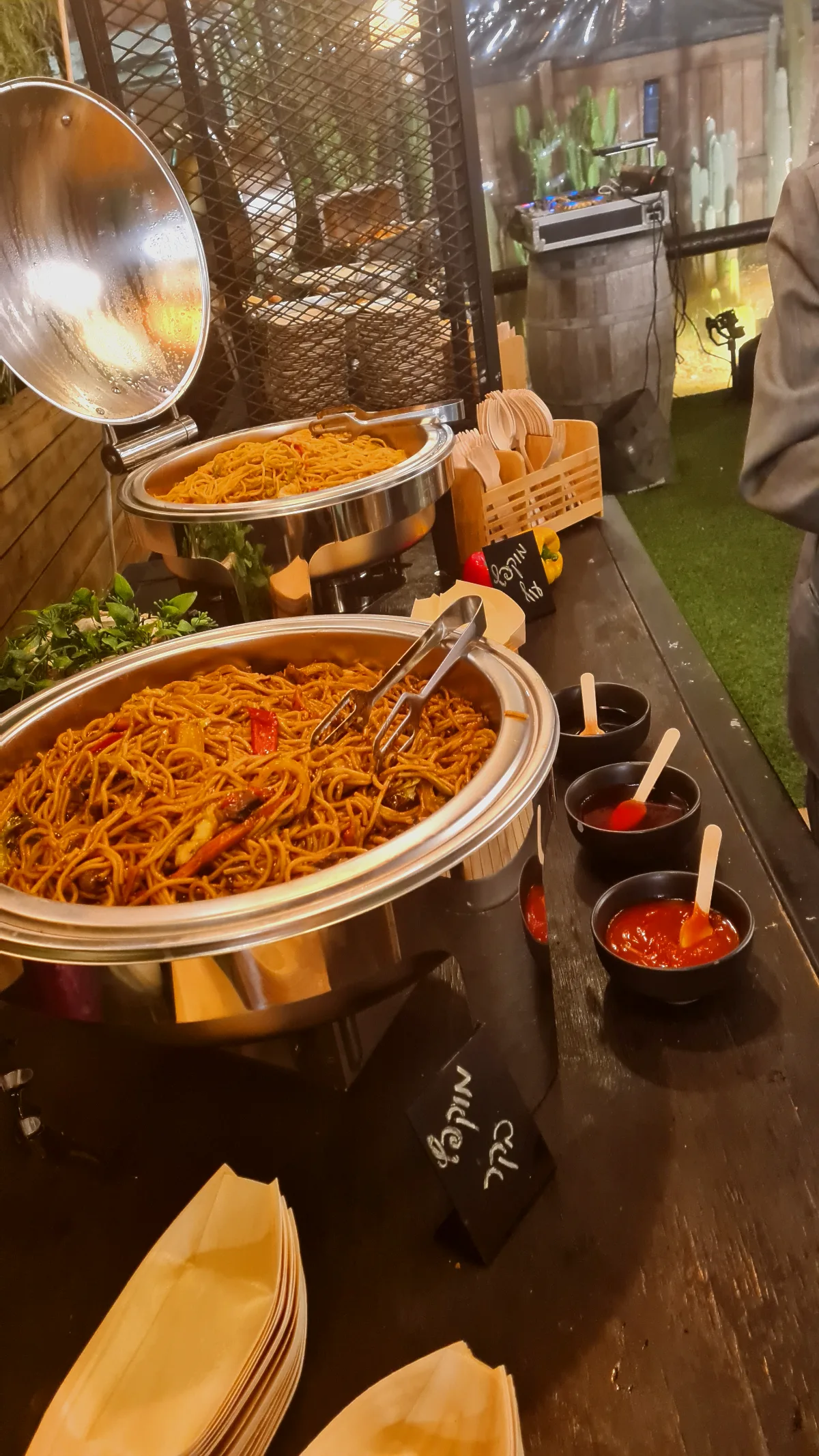 עמדת ווק אסייאתית 🍜